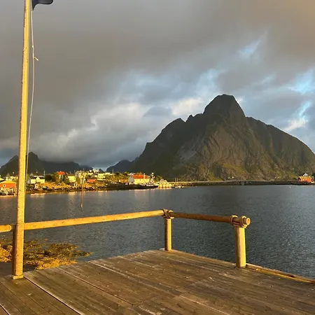 Caspara Authentic Rorbu View In Lofoten Сasa de vacaciones