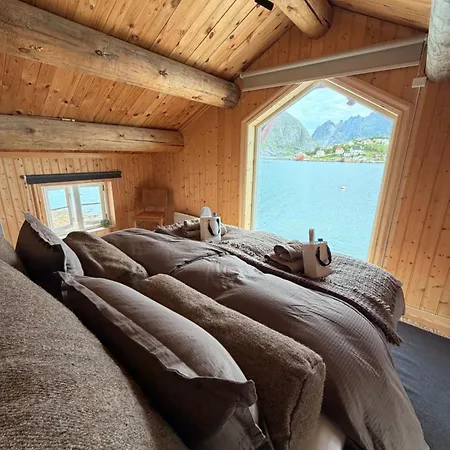 Caspara Authentic Rorbu View In Lofoten Сasa de vacaciones
