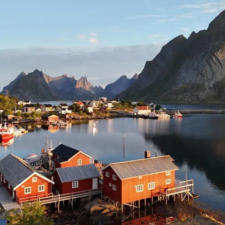 Caspara Authentic Rorbu View In Lofoten *
