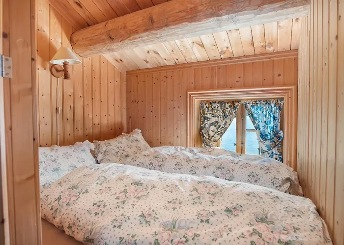 Casp-ara Rorbu In Reine, Lofoten - Amazing View- Sauna Included Semesterbostad