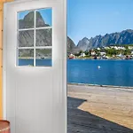 Casp-ara Rorbu In Reine, Lofoten - Amazing View- Sauna Included Tatil Evi *