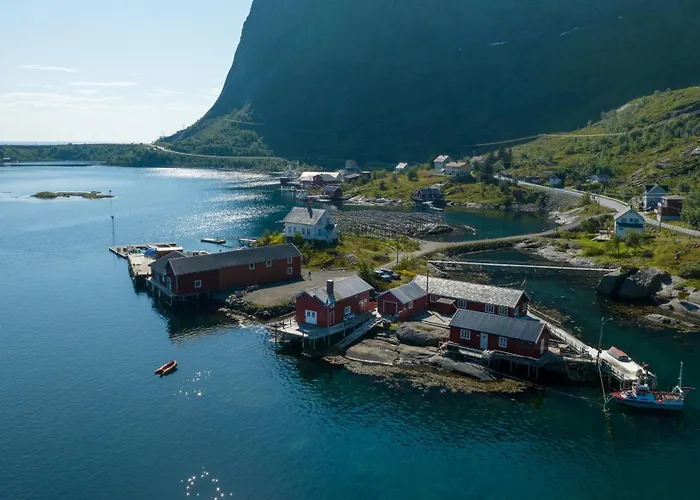 Casp-ara Rorbu In Reine, Lofoten - Amazing View- Sauna Included * Reine