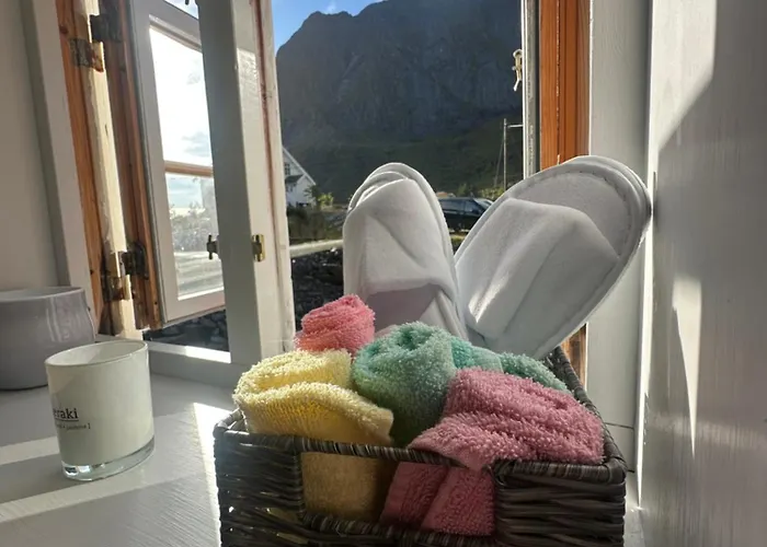 Casp-ara Rorbu In Reine, Lofoten - Amazing View- Sauna Included